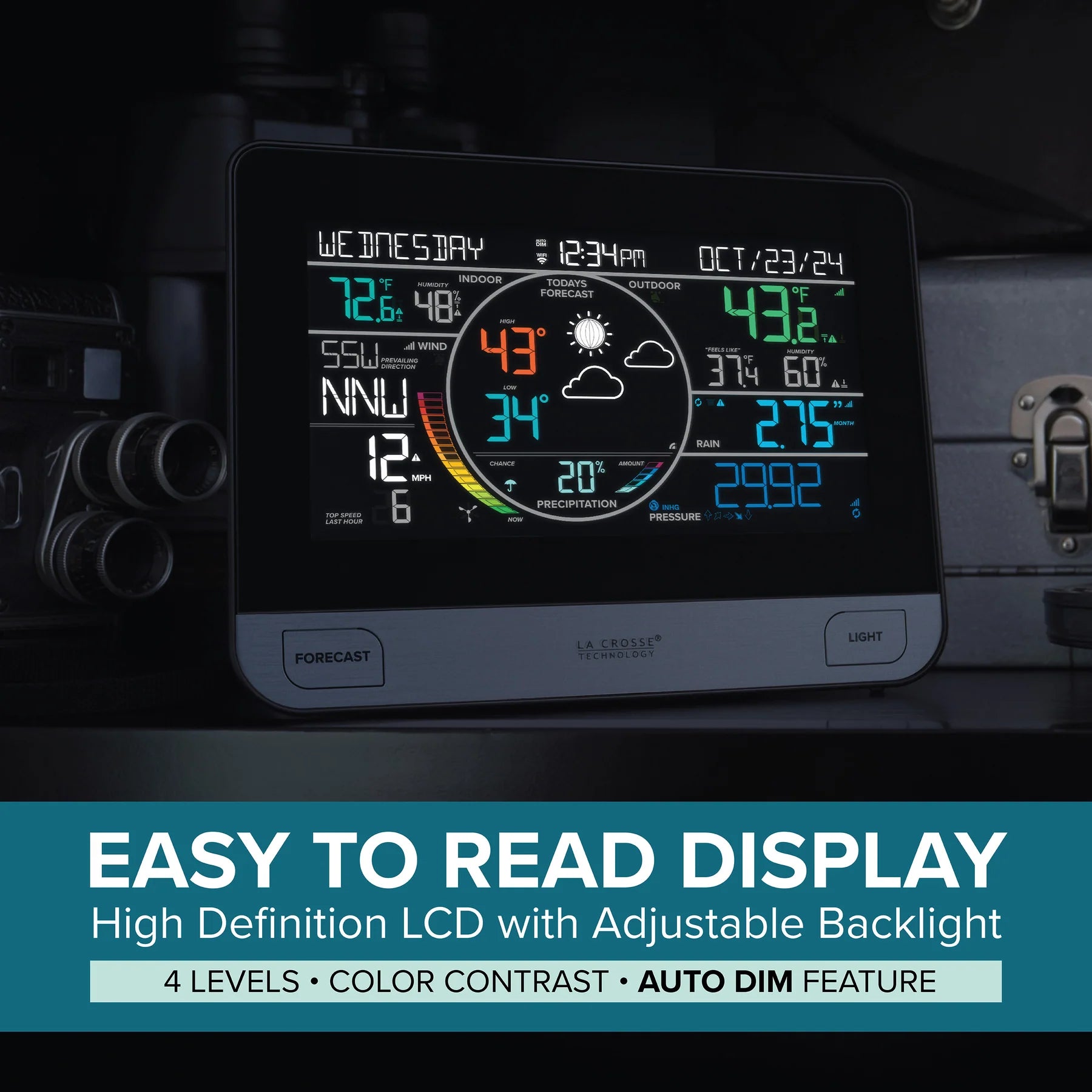 La Crosse V61 high-definition colour LCD weather display with adjustable backlight levels, contrast settings and automatic dimming